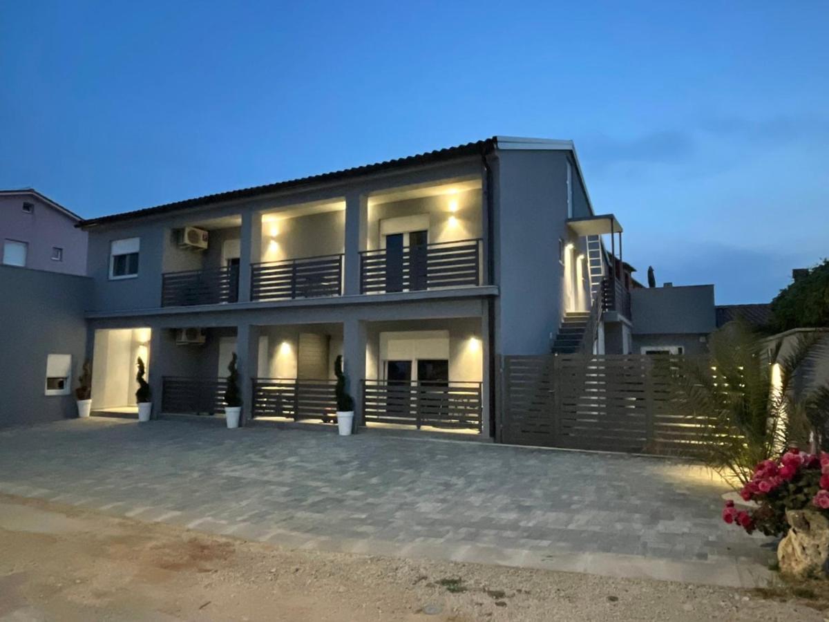 Villa Maleo 梅杜林 外观 照片