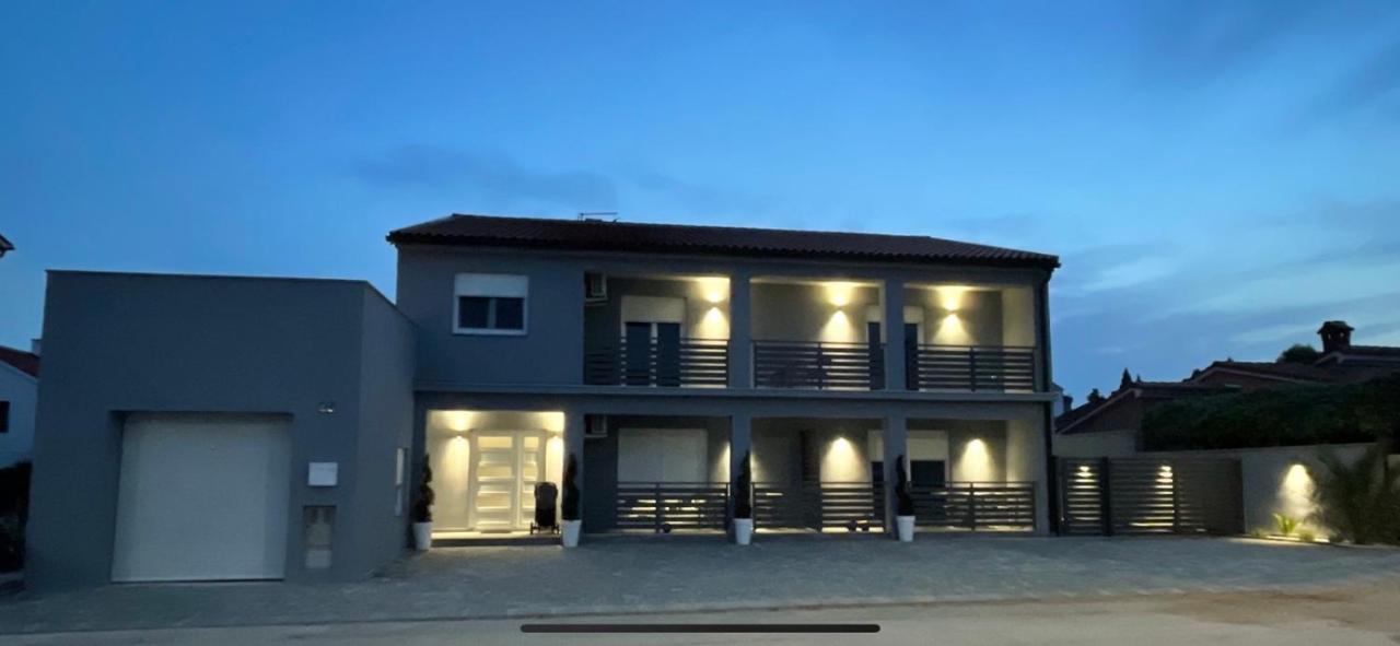 Villa Maleo 梅杜林 外观 照片