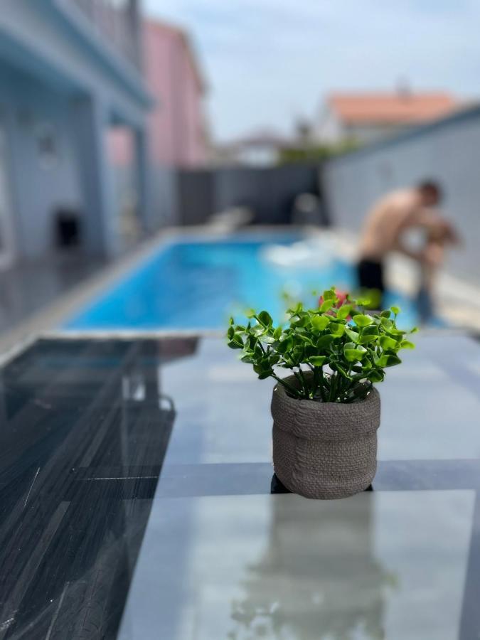 Villa Maleo 梅杜林 外观 照片