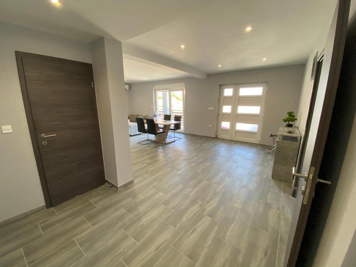 Villa Maleo 梅杜林 外观 照片