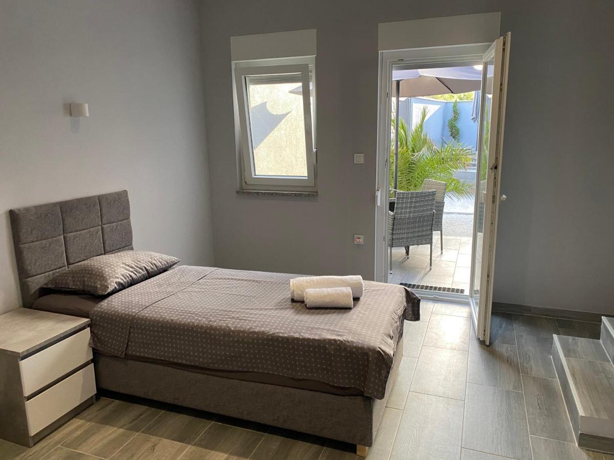 Villa Maleo 梅杜林 外观 照片