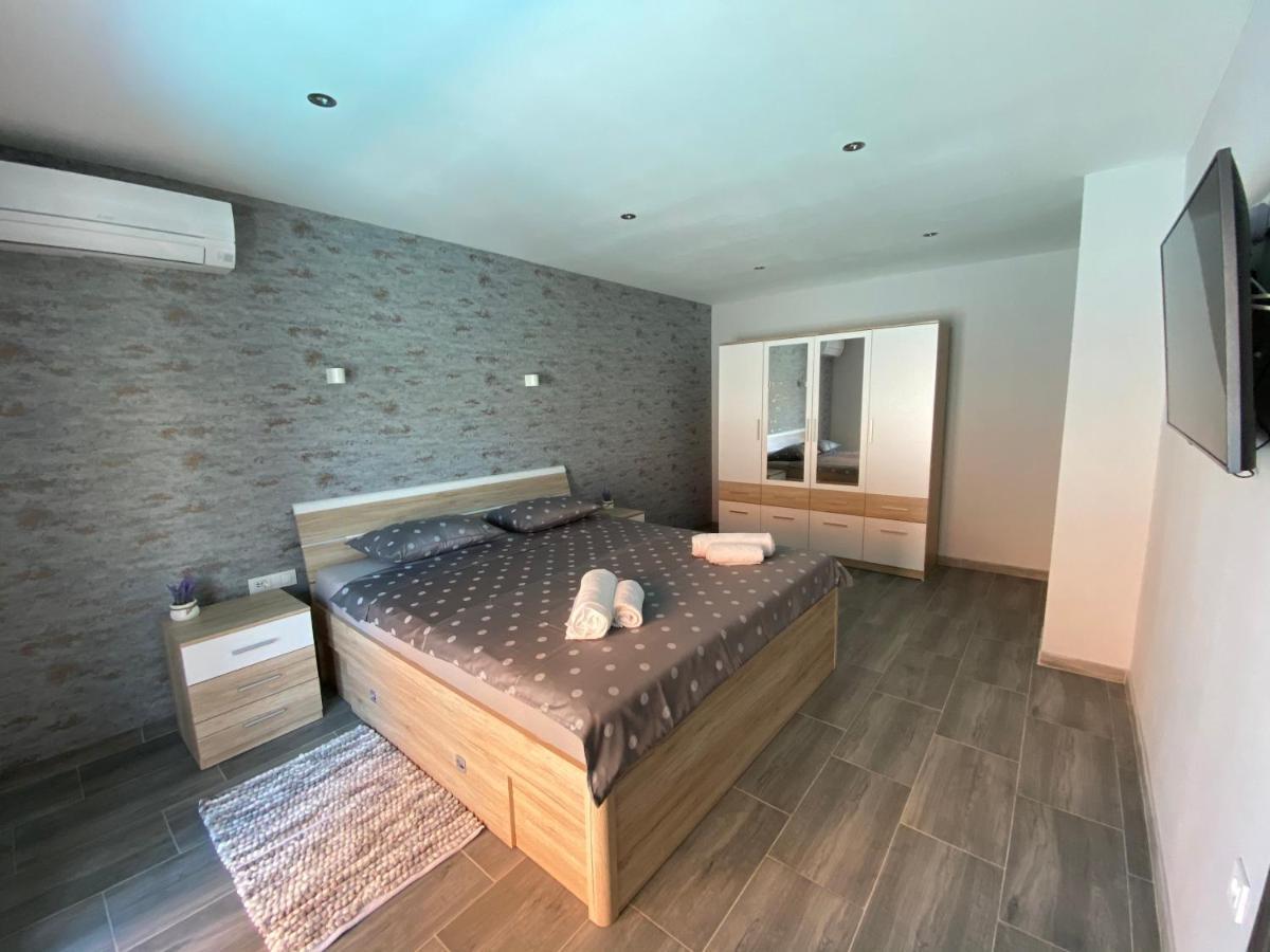 Villa Maleo 梅杜林 外观 照片